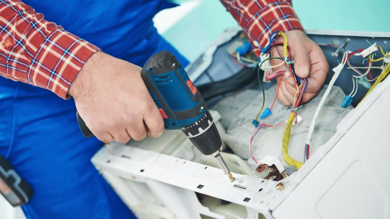 Akhisar Toshiba Toshiba çamaşır makinesi kart tamiri – Su almama arızası orijinal parça ile giderildi. - Teknik servis örneği